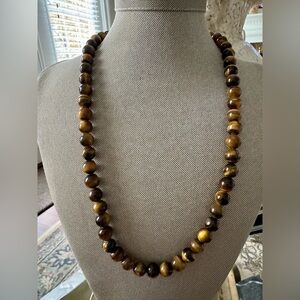 Gorgeous Tiger Eye Beaded Necklace With Spinel Gemstone Skull Clasp